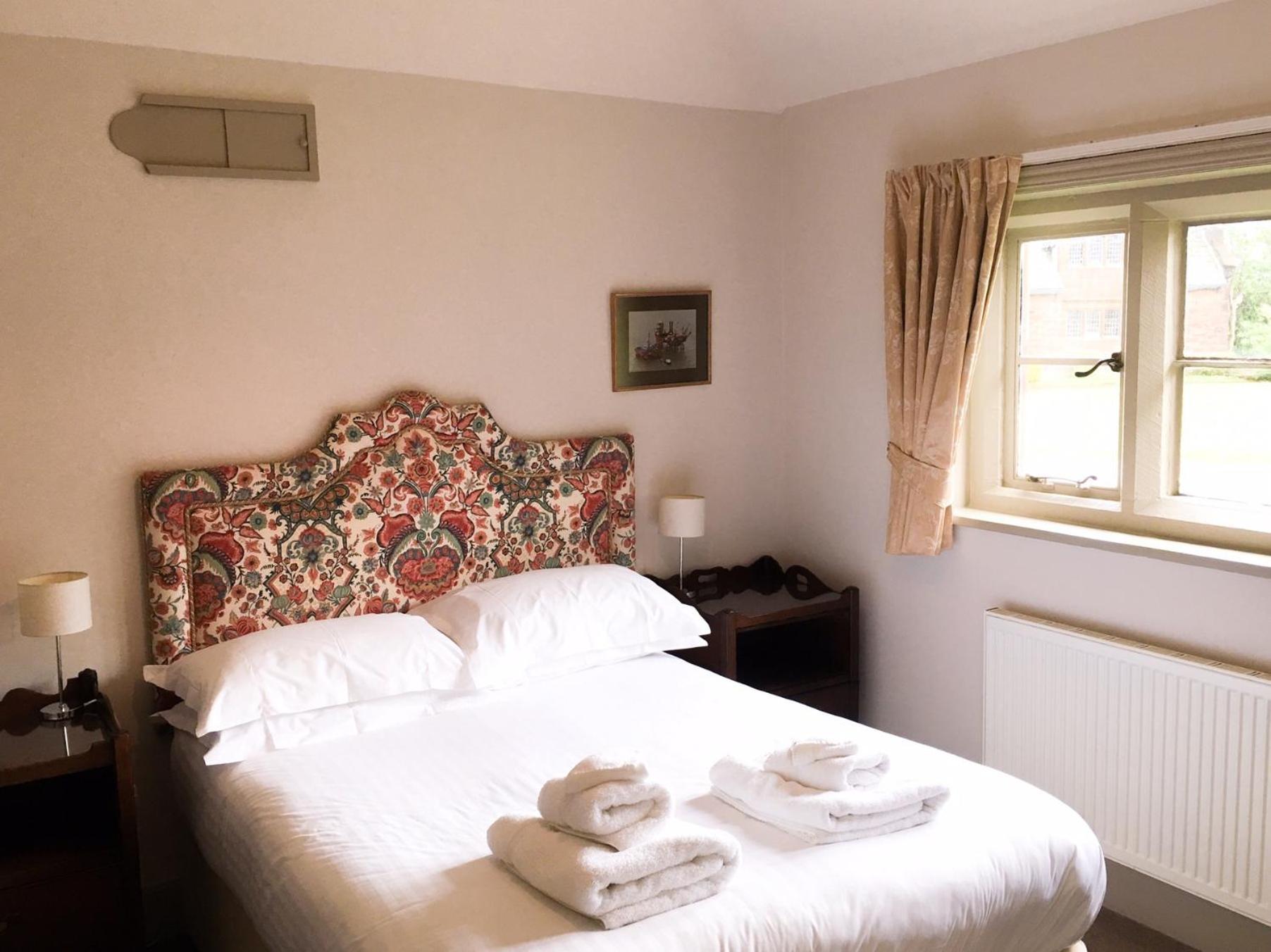 Thornton Manor - And Holiday home *