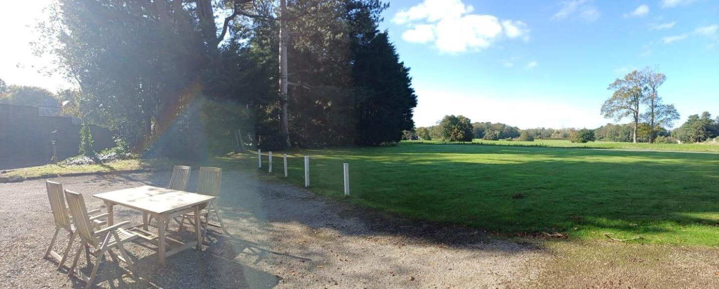 Thornton Manor - And Holiday home Heswall